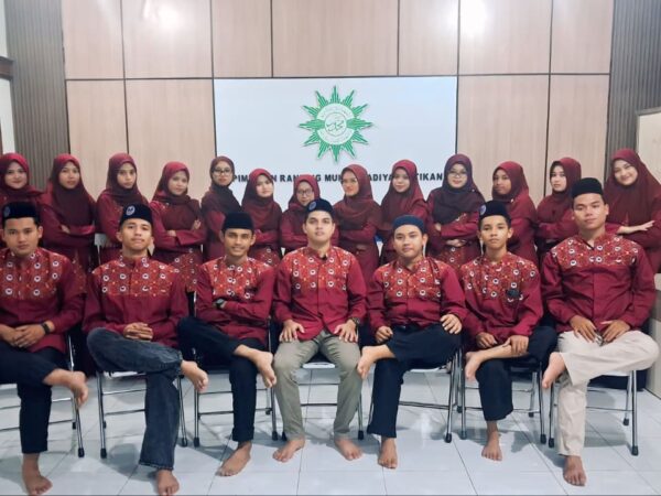 KU 08 : Kunci Sukses Menjadi Ustadz dan Ustadzah yang Dicintai Santri